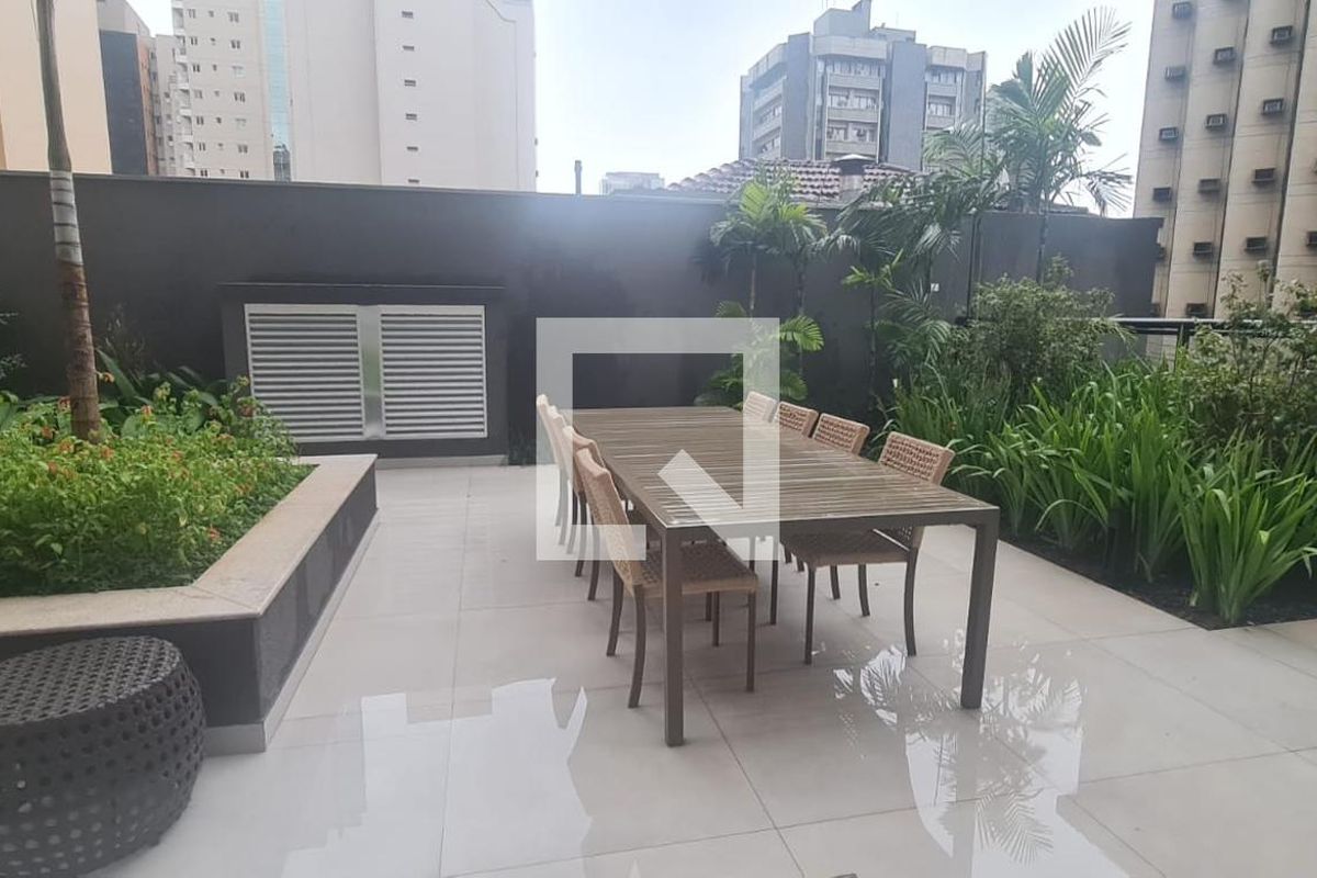 Apartamento à Venda - Cambuí, 2 Quartos,  110 m2 em , Campinas - sp | SoloBR