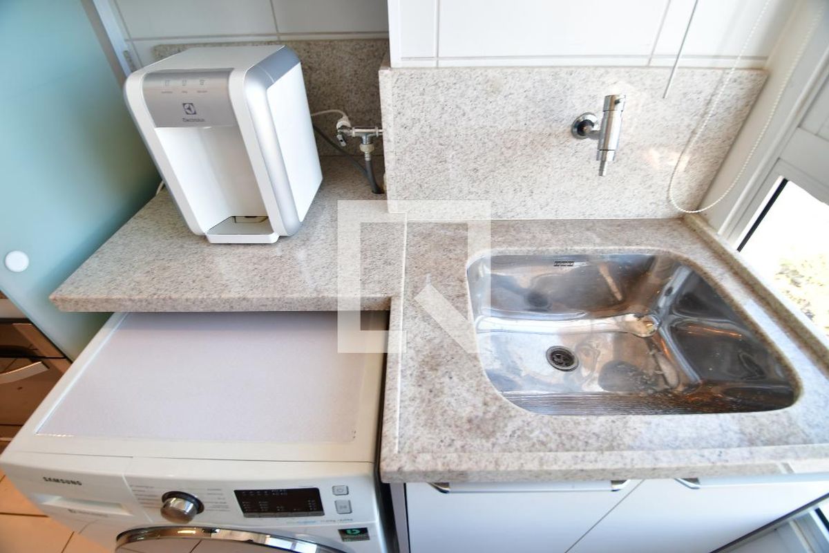 Apartamento à Venda - Bosque, 1 Quarto,  43 m2 em , Campinas - sp | SoloBR