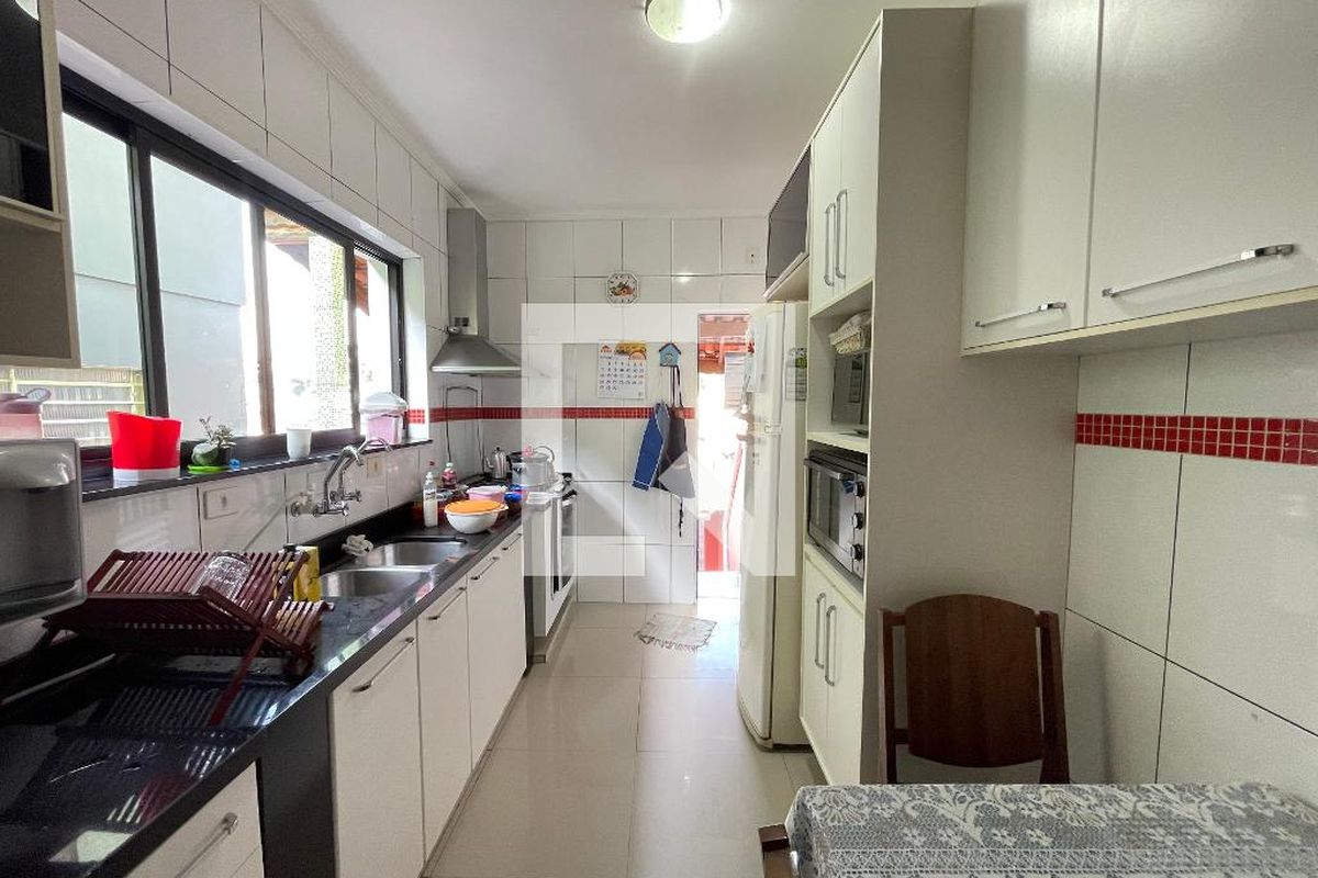 Casa, 3 quartos, 186 m² - Foto 36