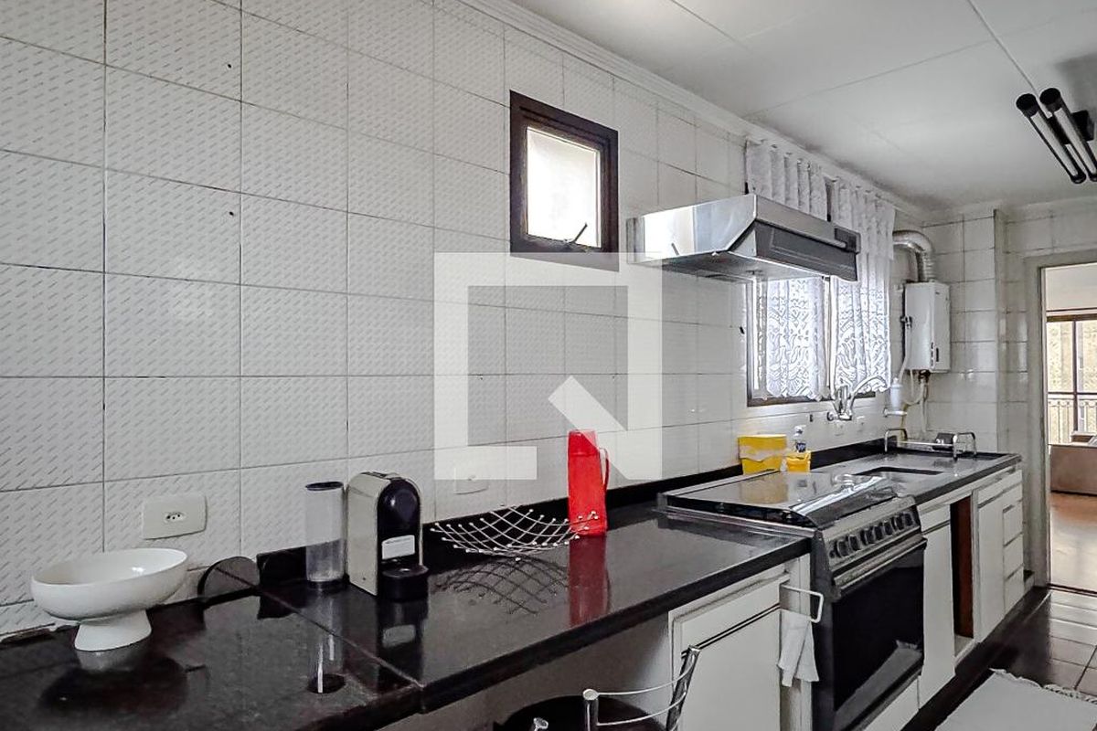 Apartamento, 3 quartos, 241 m² - Foto 48