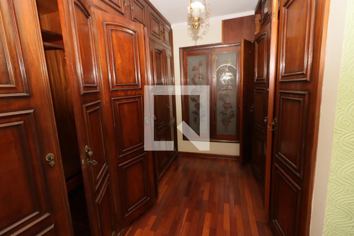 Casa, 3 quartos, 300 m² - Foto 13