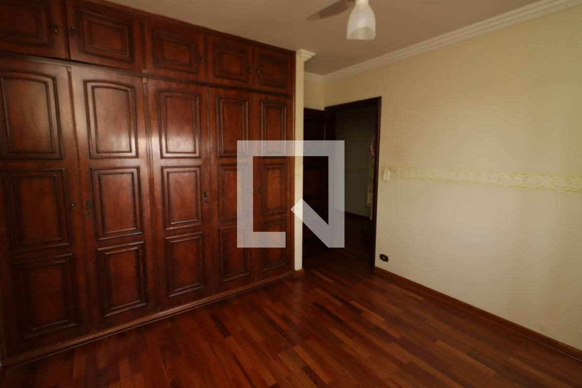 Casa, 3 quartos, 300 m² - Foto 21