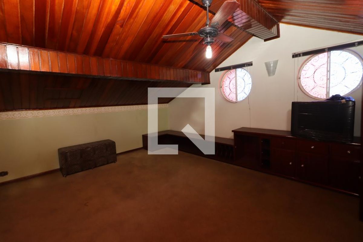 Casa, 3 quartos, 300 m² - Foto 27
