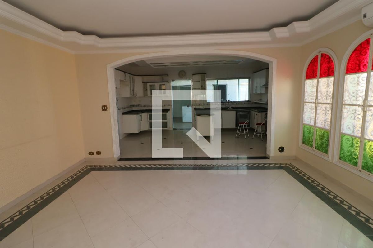 Casa, 3 quartos, 300 m² - Foto 31