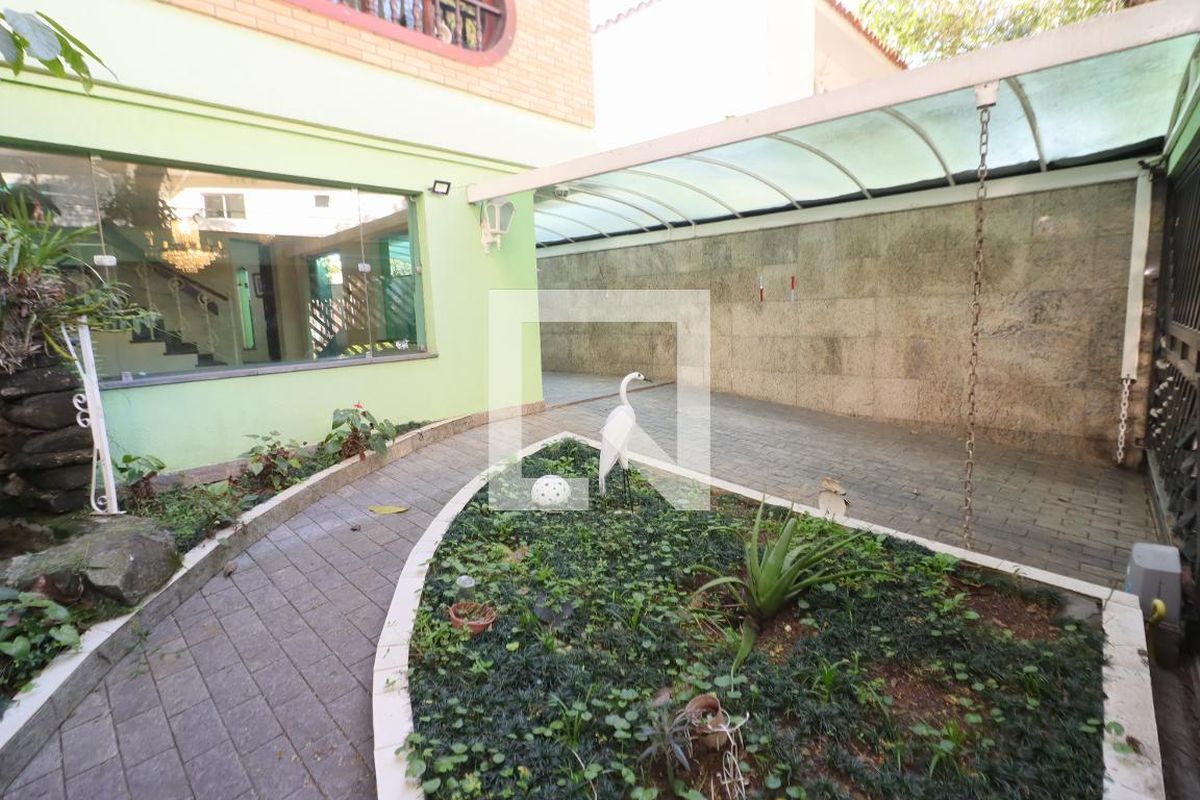 Casa, 3 quartos, 300 m² - Foto 62
