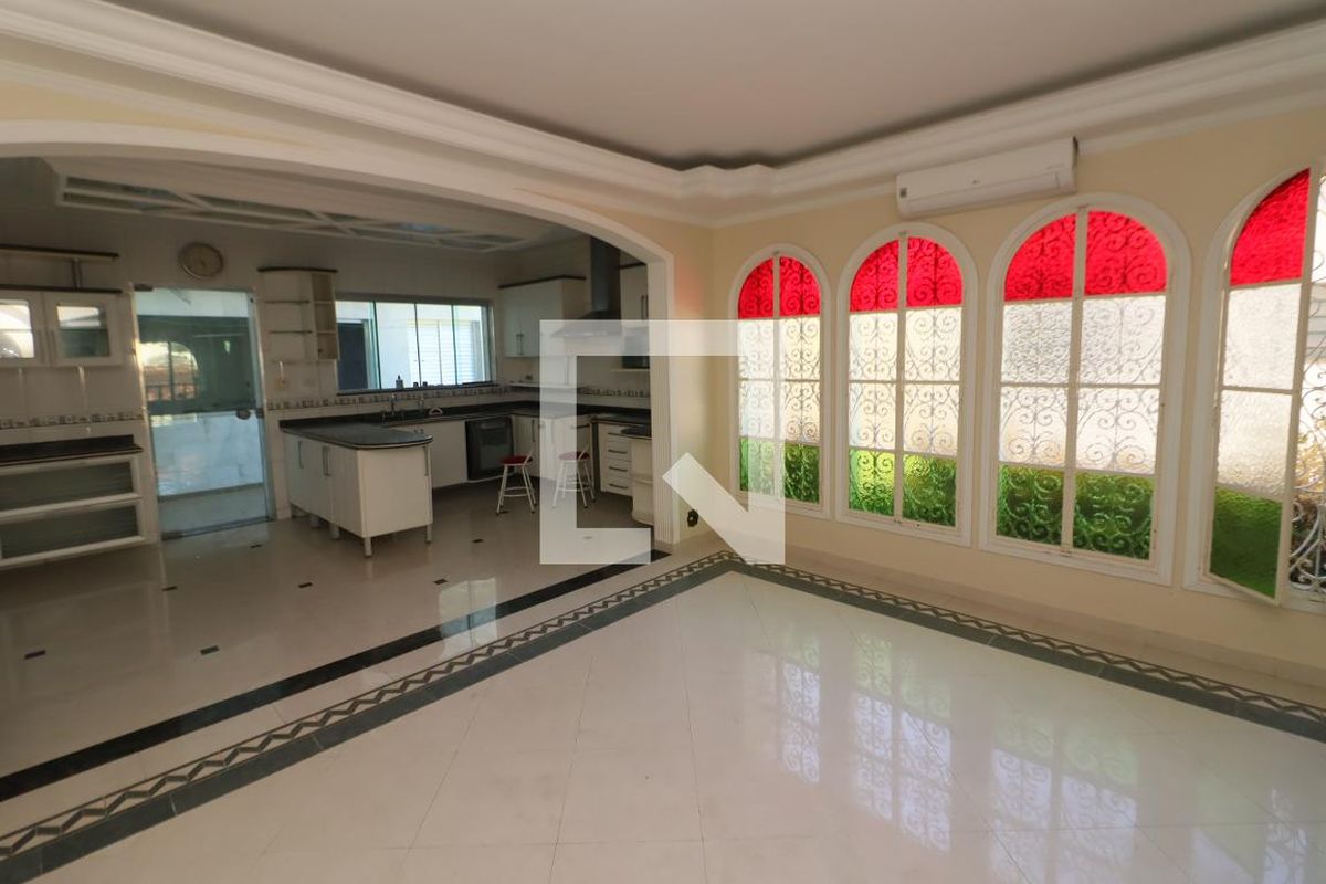 Casa, 3 quartos, 300 m² - Foto 33