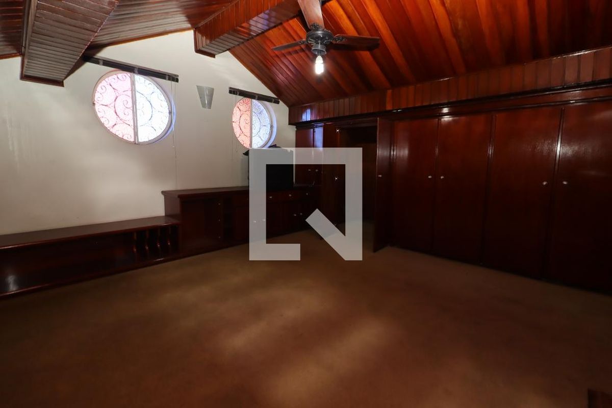 Casa, 3 quartos, 300 m² - Foto 26