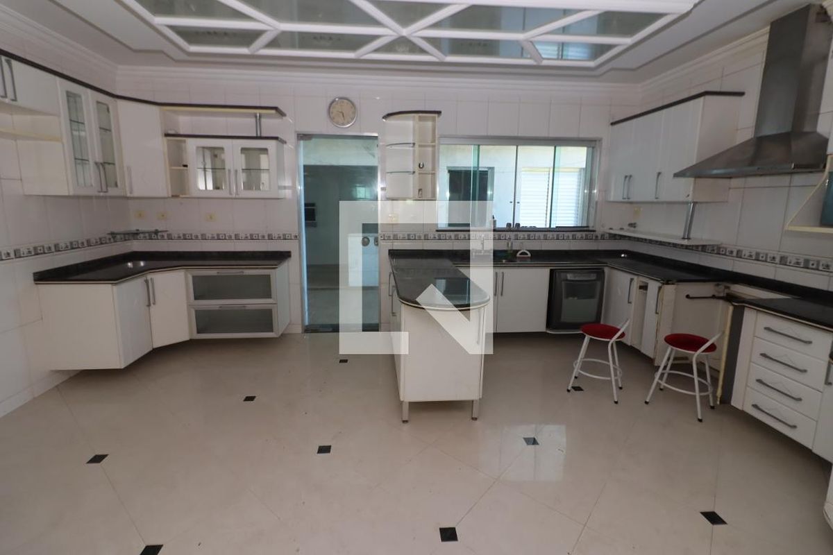 Casa, 3 quartos, 300 m² - Foto 34