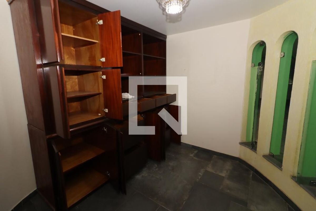 Casa, 3 quartos, 300 m² - Foto 4