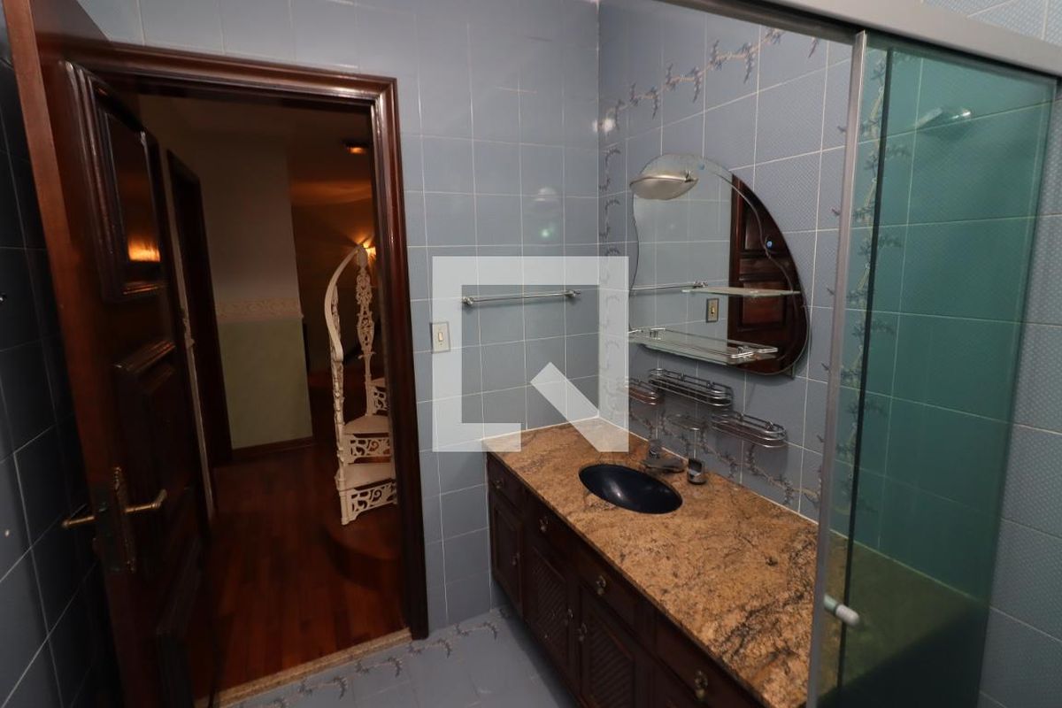 Casa, 3 quartos, 300 m² - Foto 24