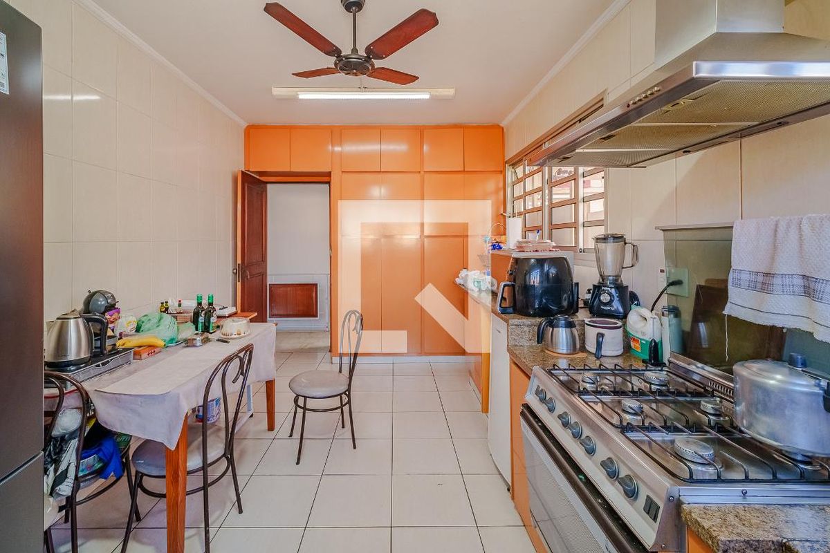 Casa, 4 quartos, 290 m² - Foto 37