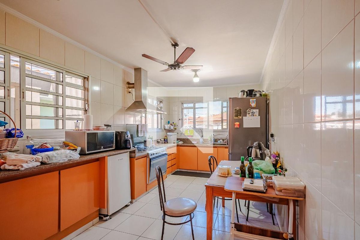 Casa, 4 quartos, 290 m² - Foto 35