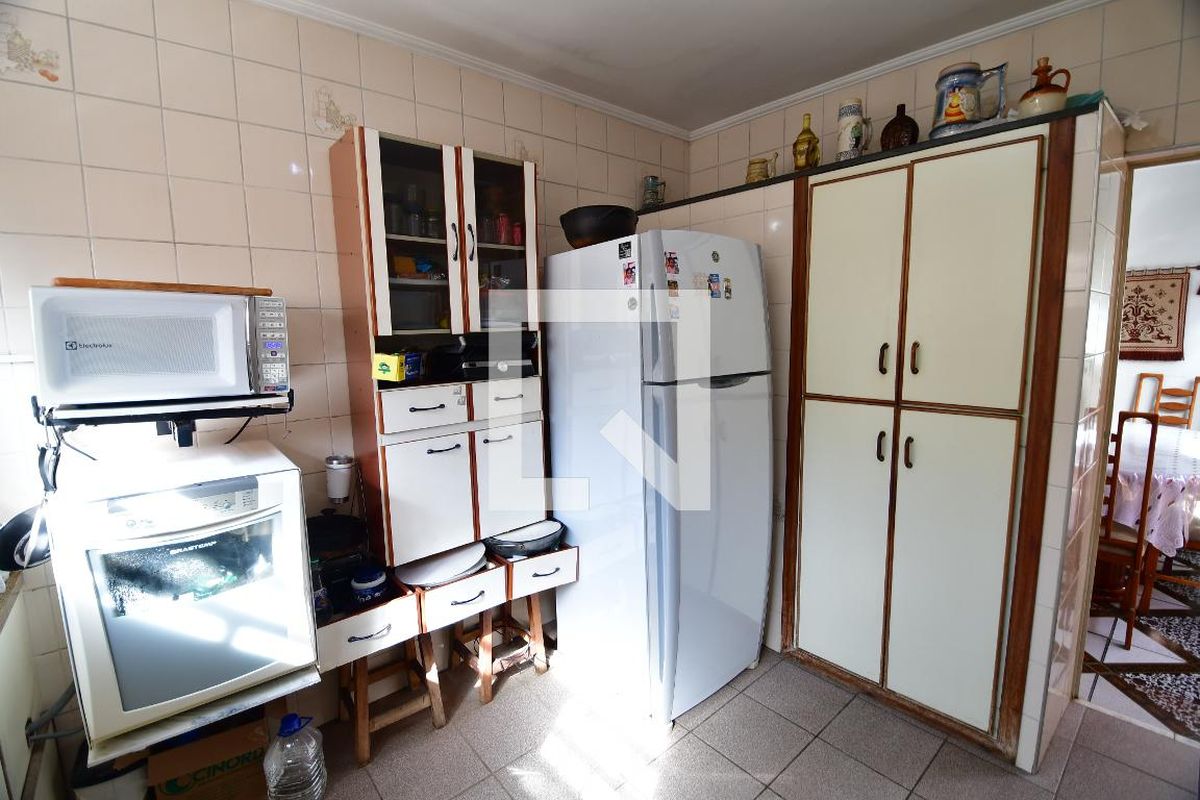 Casa à Venda - Jardim Flamboyant, 3 Quartos,  202 m2 em , Campinas - sp | SoloBR