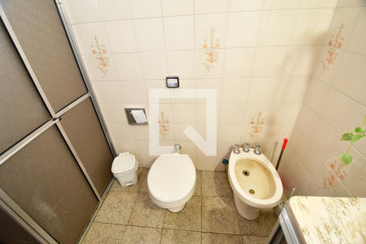 Casa à Venda - Jardim Flamboyant, 3 Quartos,  202 m2 em , Campinas - sp | SoloBR