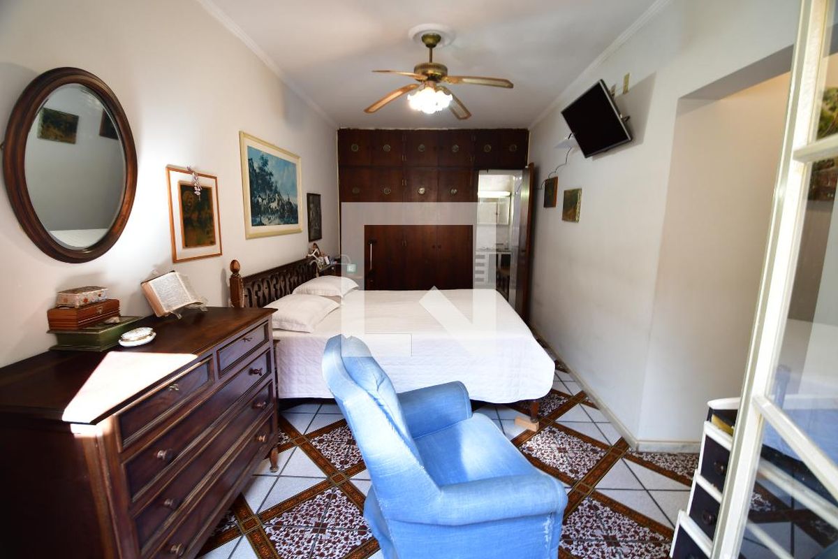 Casa à Venda - Jardim Flamboyant, 3 Quartos,  202 m2 em , Campinas - sp | SoloBR