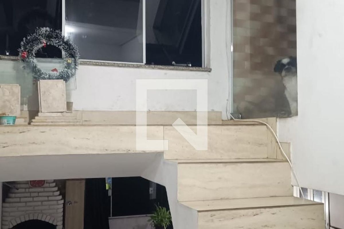Casa, 6 quartos, 236 m² - Foto 4