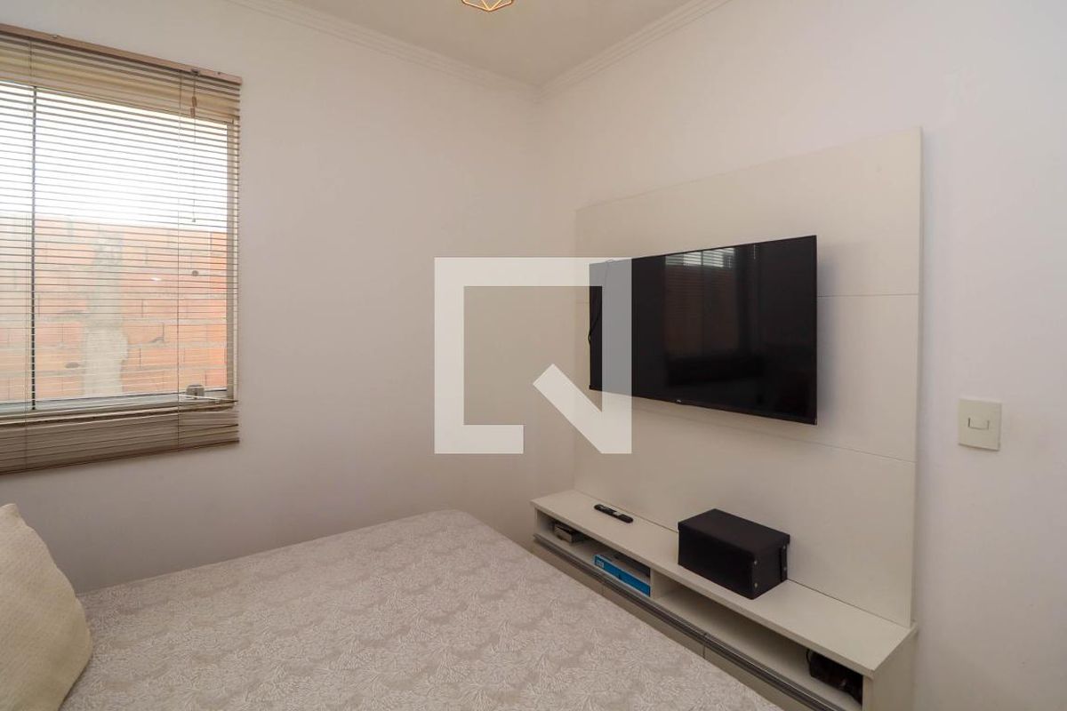 Casa, 4 quartos, 260 m² - Foto 44