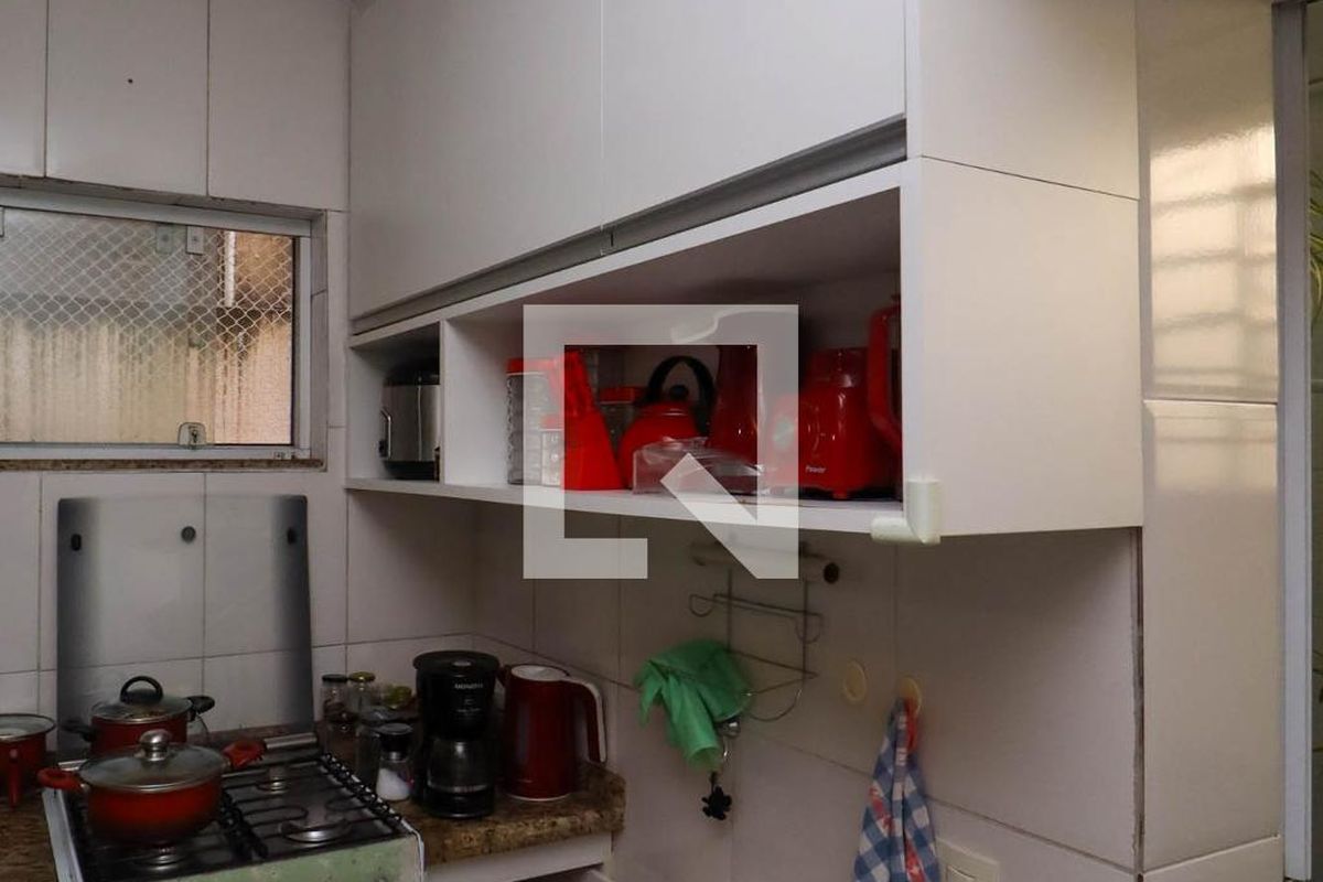 Casa, 4 quartos, 260 m² - Foto 55