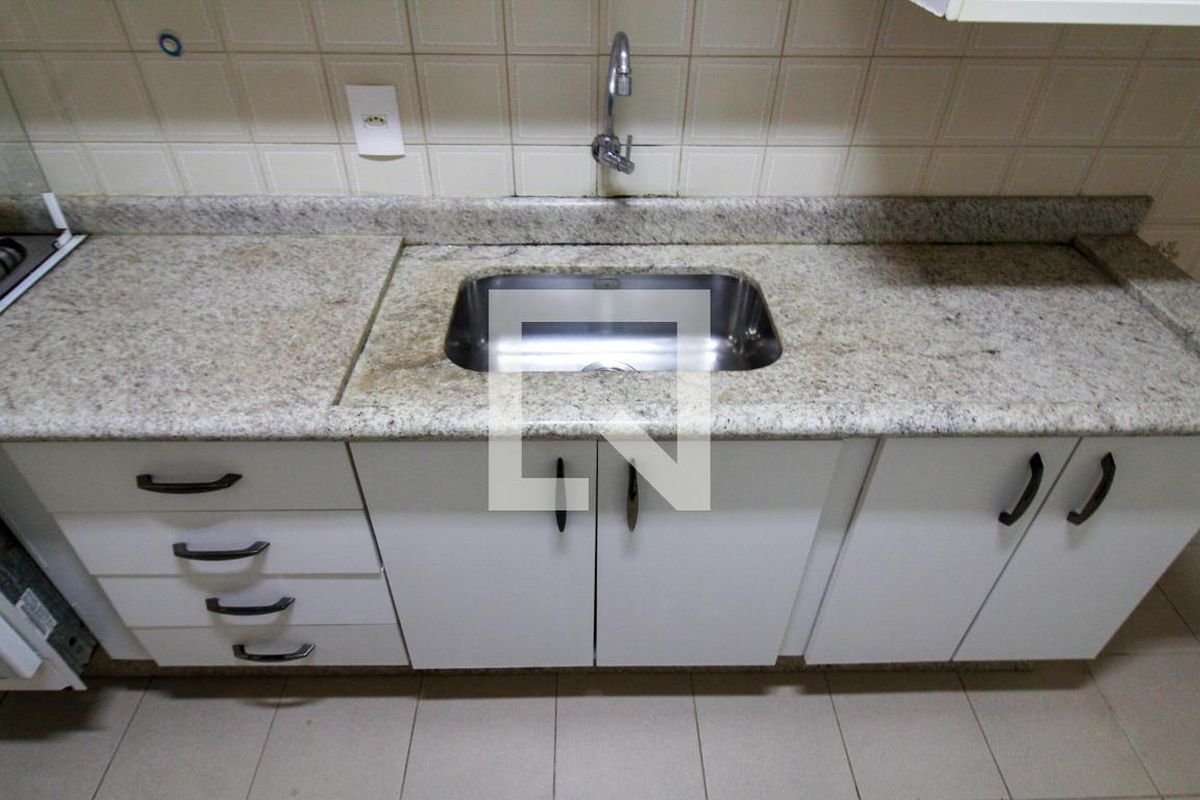 Apartamento à Venda - Centro, 3 Quartos,  88 m2 em , Campinas - sp | SoloBR