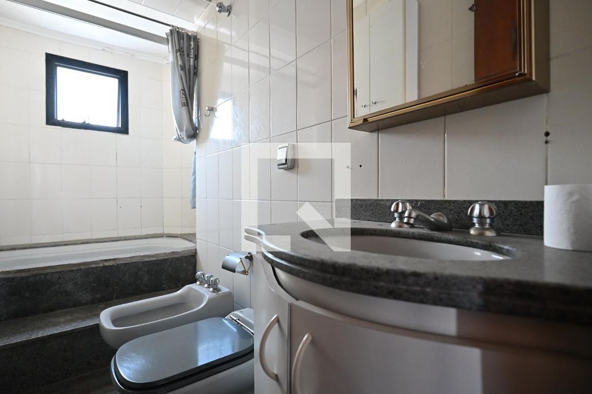 Apartamento, 4 quartos, 140 m² - Foto 28
