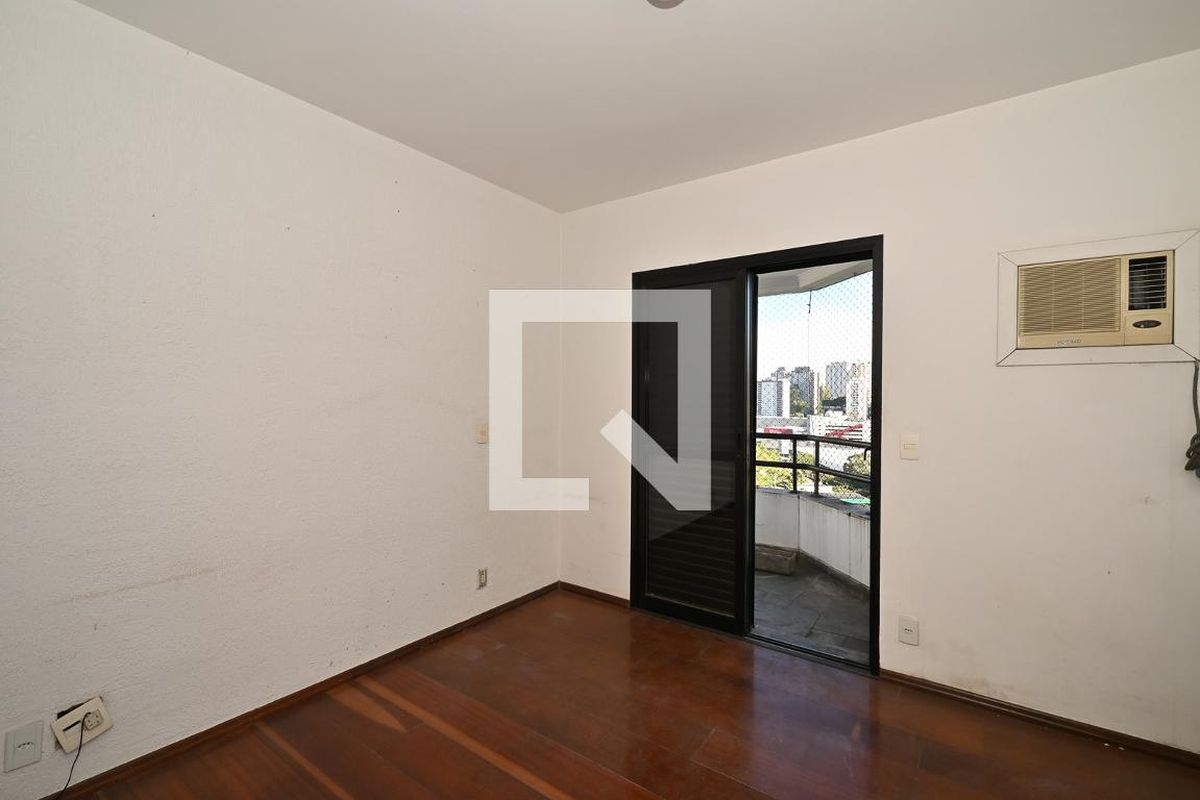 Apartamento, 4 quartos, 140 m² - Foto 32