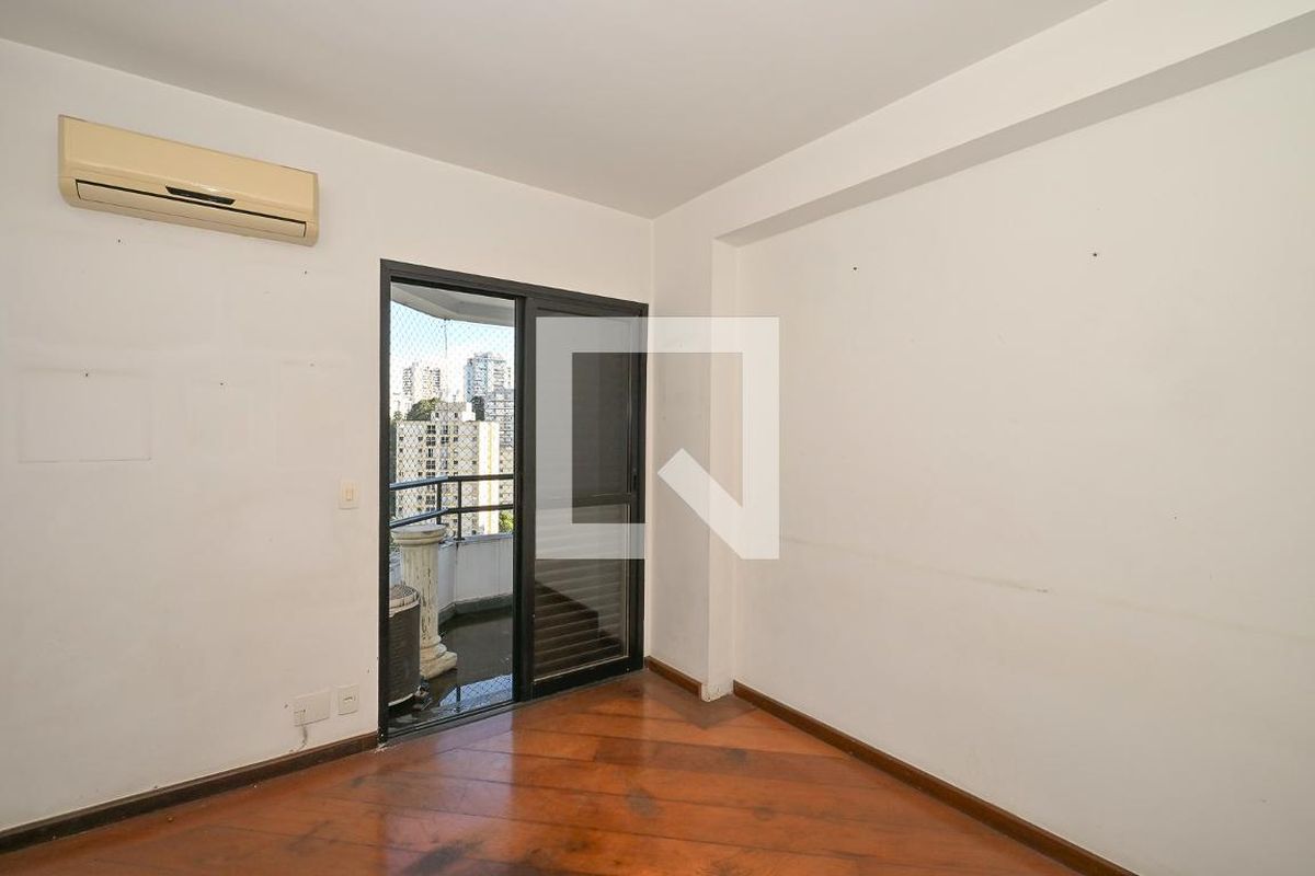Apartamento, 4 quartos, 140 m² - Foto 13