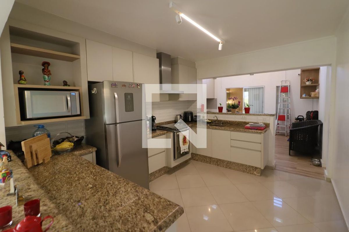 Casa, 4 quartos, 183 m² - Foto 8