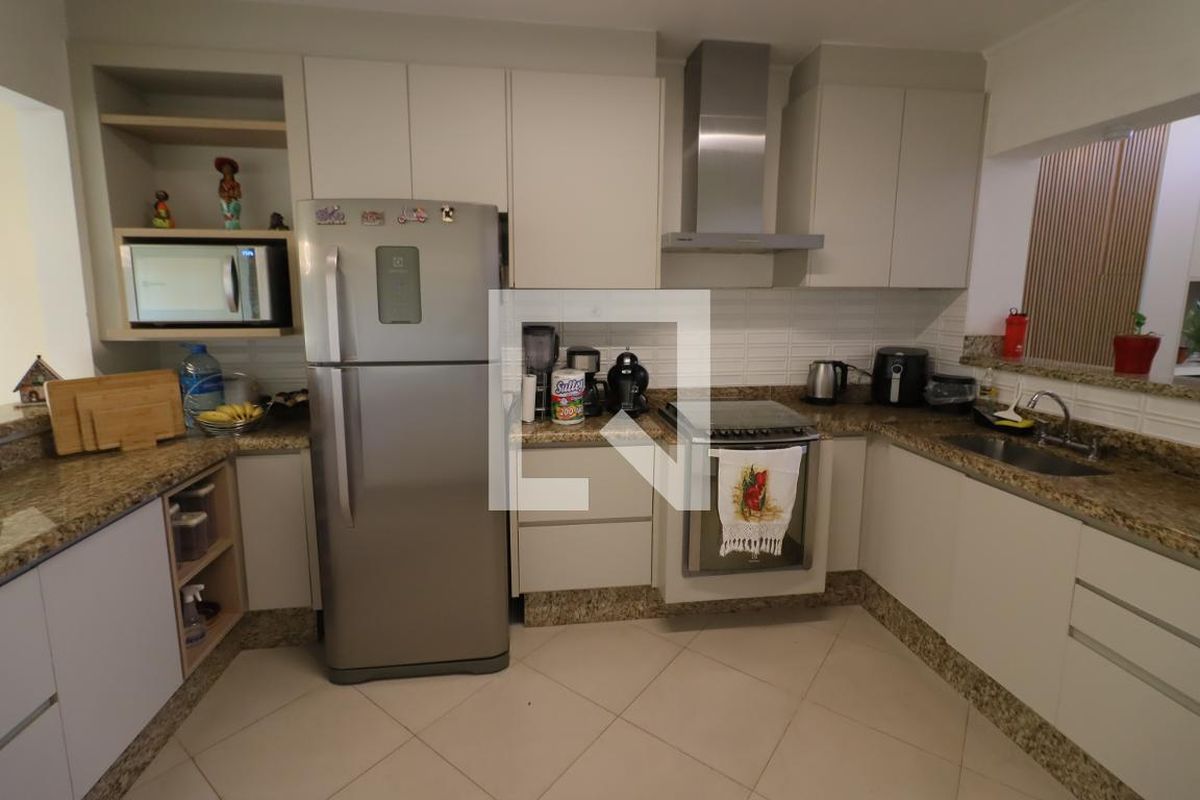 Casa, 4 quartos, 183 m² - Foto 7