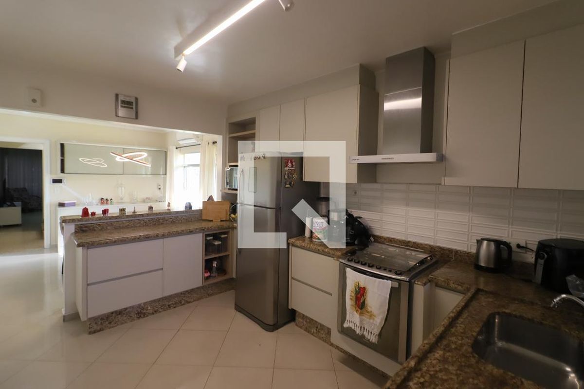 Casa, 4 quartos, 183 m² - Foto 9