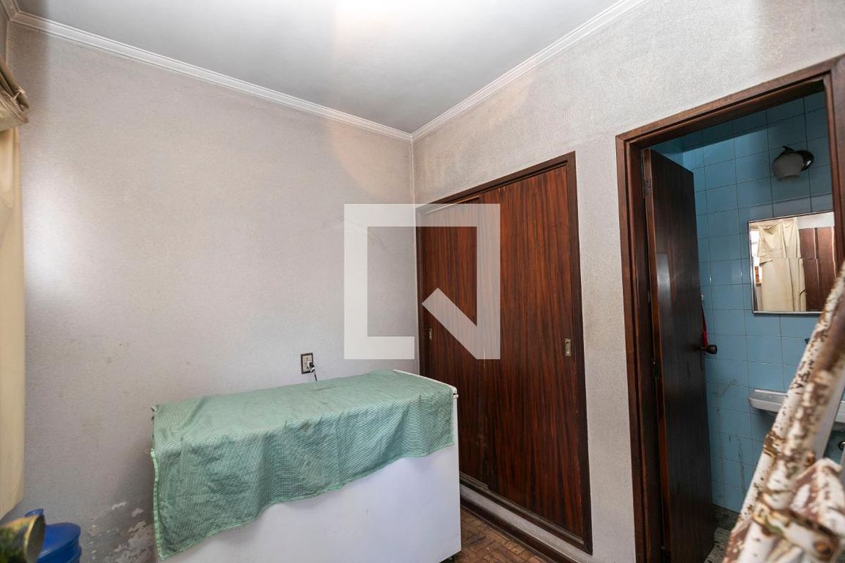 Casa à Venda - Taquaral, 4 Quartos,  200 m2 em , Campinas - sp | SoloBR