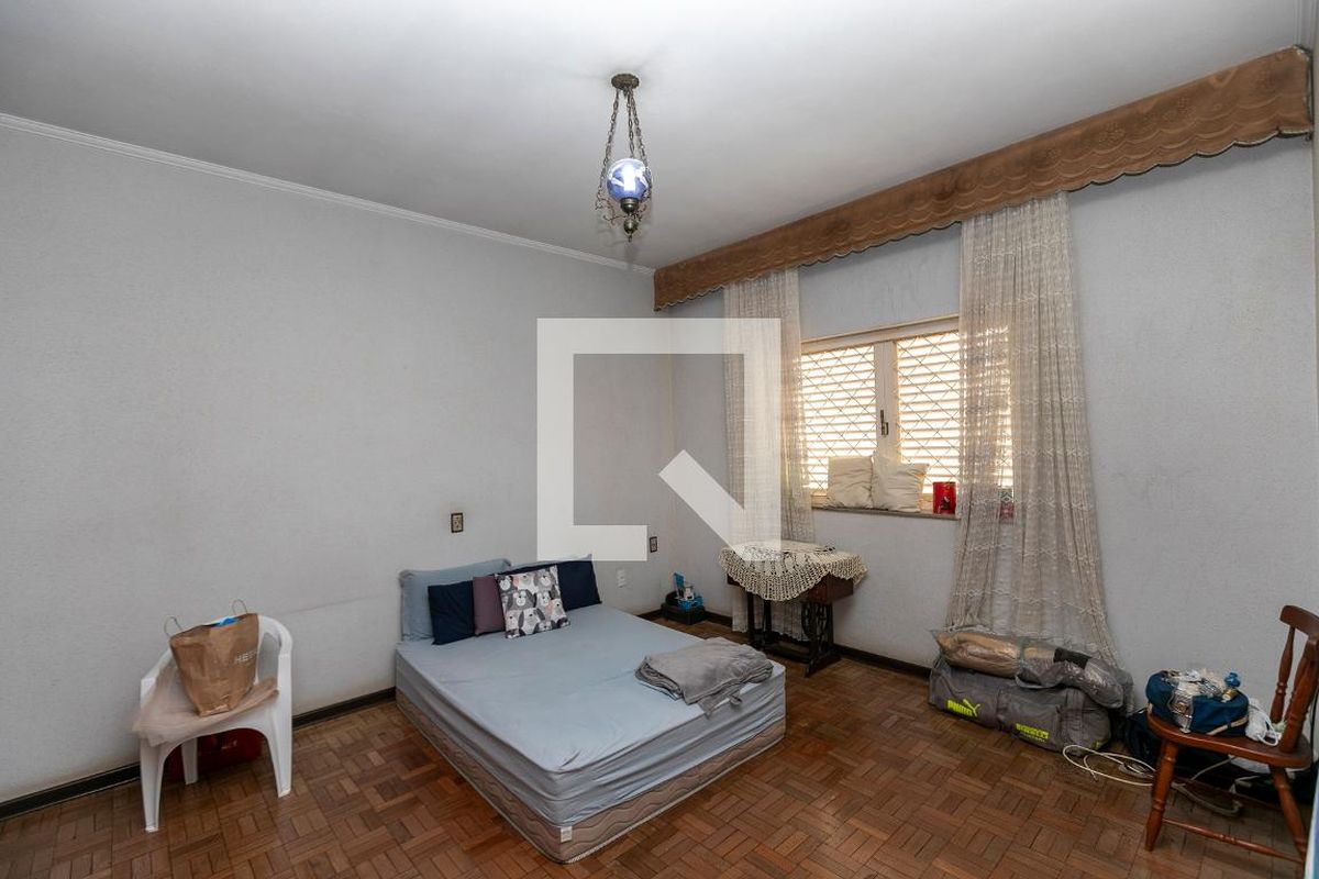 Casa à Venda - Taquaral, 4 Quartos,  200 m2 em , Campinas - sp | SoloBR