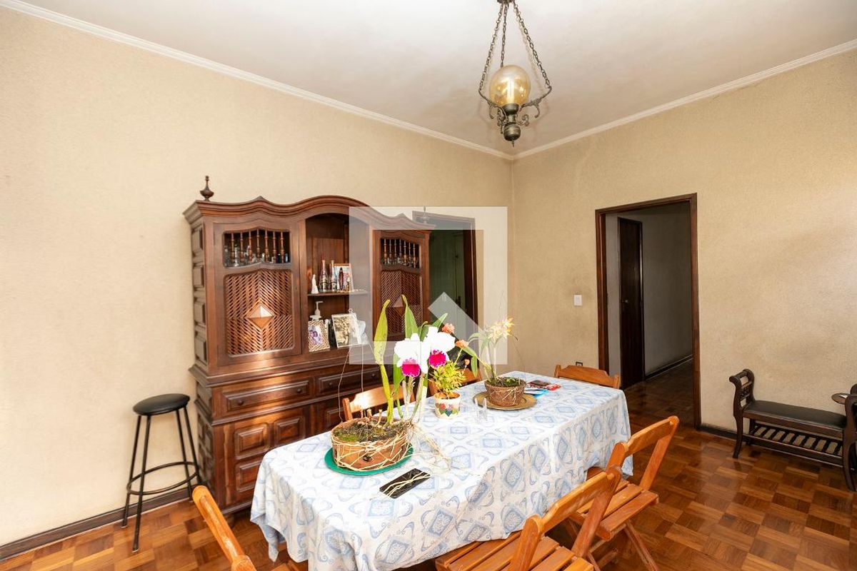 Casa à Venda - Taquaral, 4 Quartos,  200 m2 em , Campinas - sp | SoloBR