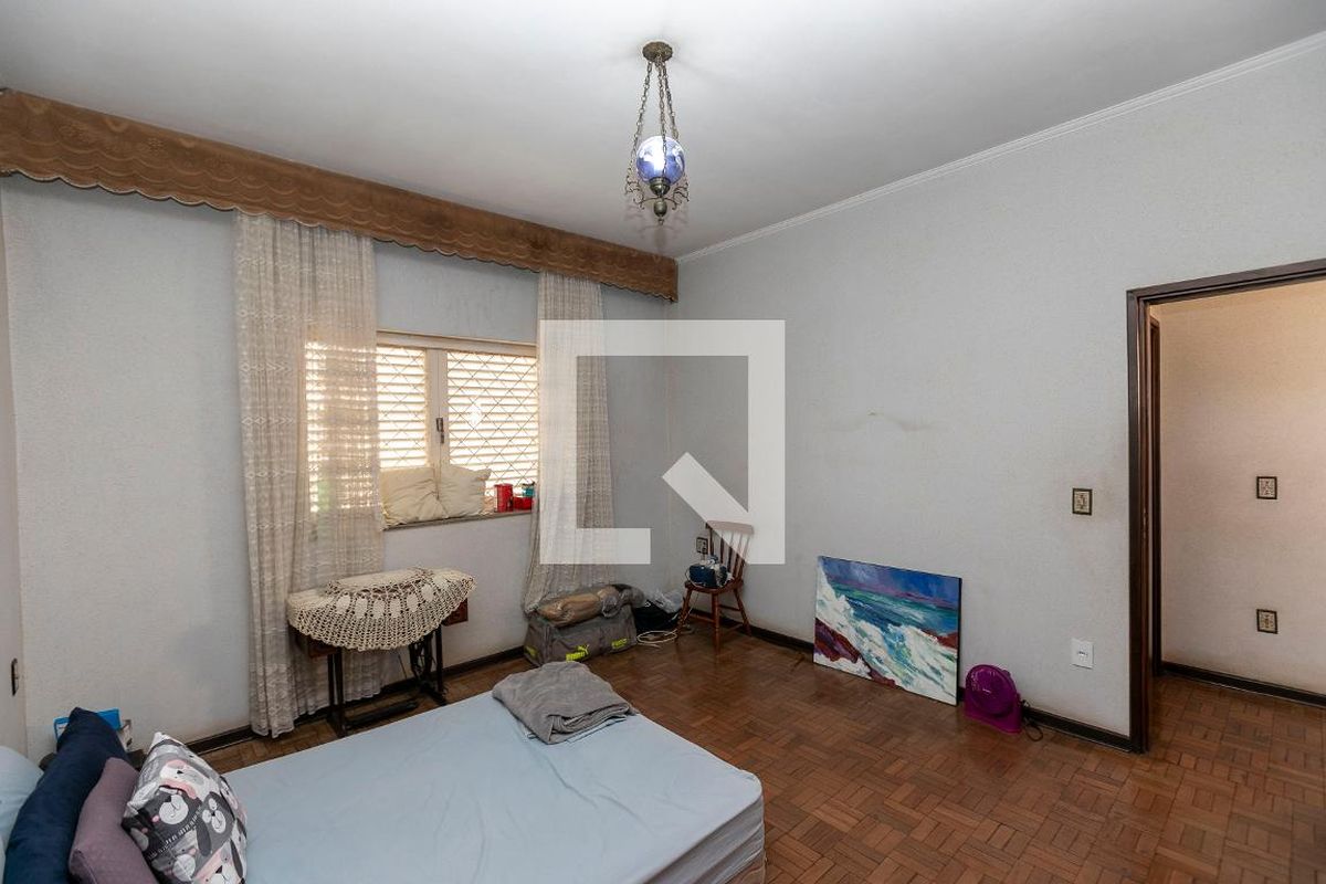 Casa à Venda - Taquaral, 4 Quartos,  200 m2 em , Campinas - sp | SoloBR