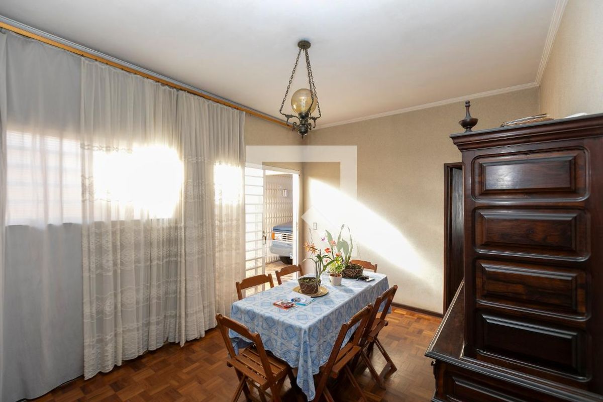 Casa à Venda - Taquaral, 4 Quartos,  200 m2 em , Campinas - sp | SoloBR
