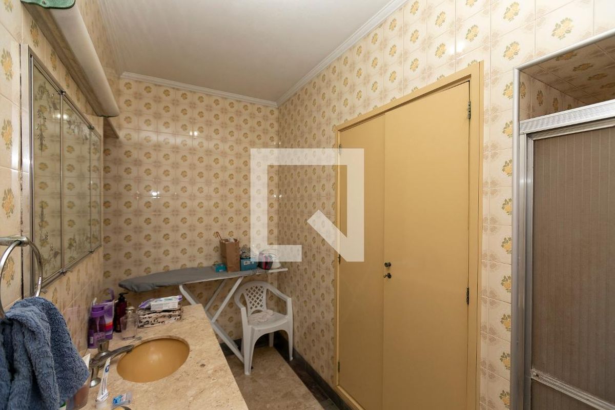 Casa à Venda - Taquaral, 4 Quartos,  200 m2 em , Campinas - sp | SoloBR