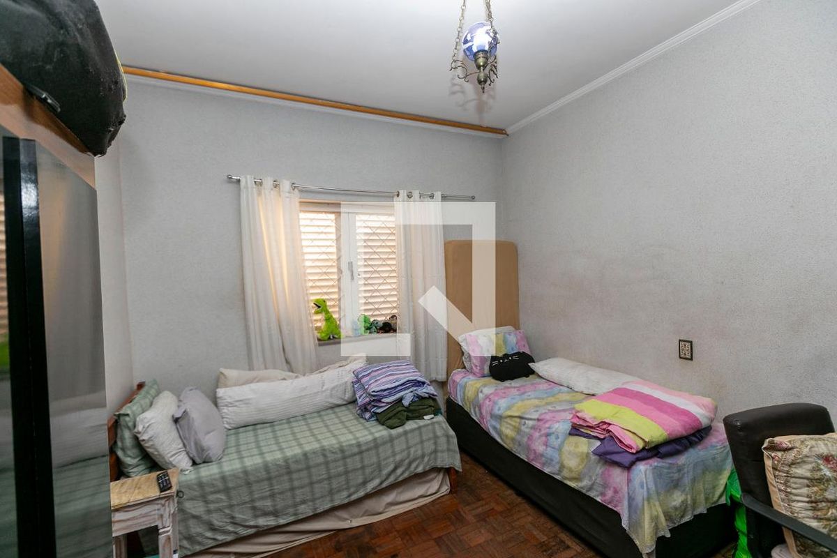 Casa à Venda - Taquaral, 4 Quartos,  200 m2 em , Campinas - sp | SoloBR