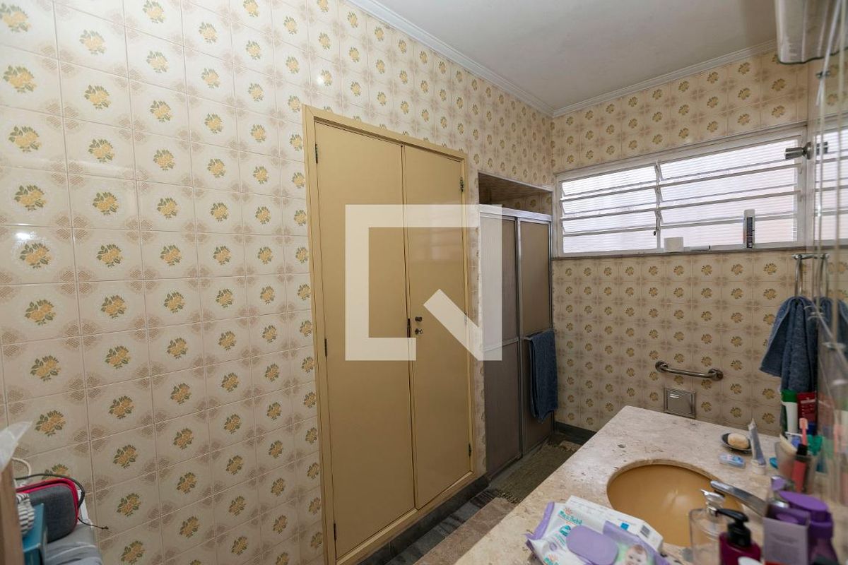 Casa à Venda - Taquaral, 4 Quartos,  200 m2 em , Campinas - sp | SoloBR