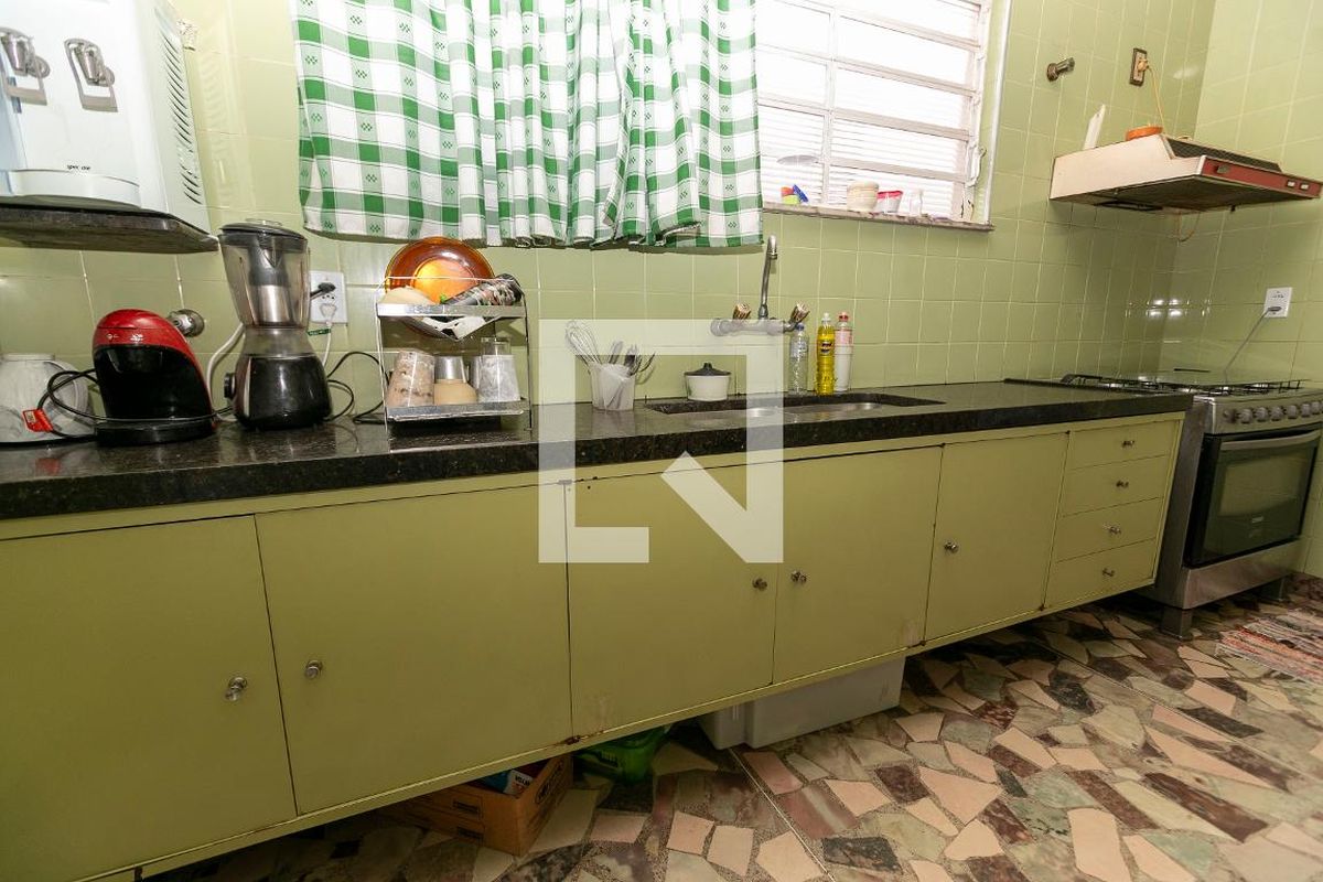 Casa à Venda - Taquaral, 4 Quartos,  200 m2 em , Campinas - sp | SoloBR