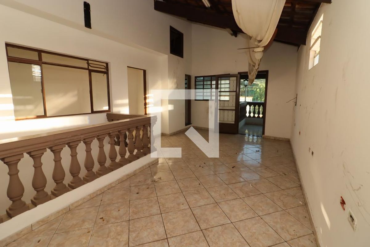 Casa, 3 quartos, 213 m² - Foto 34