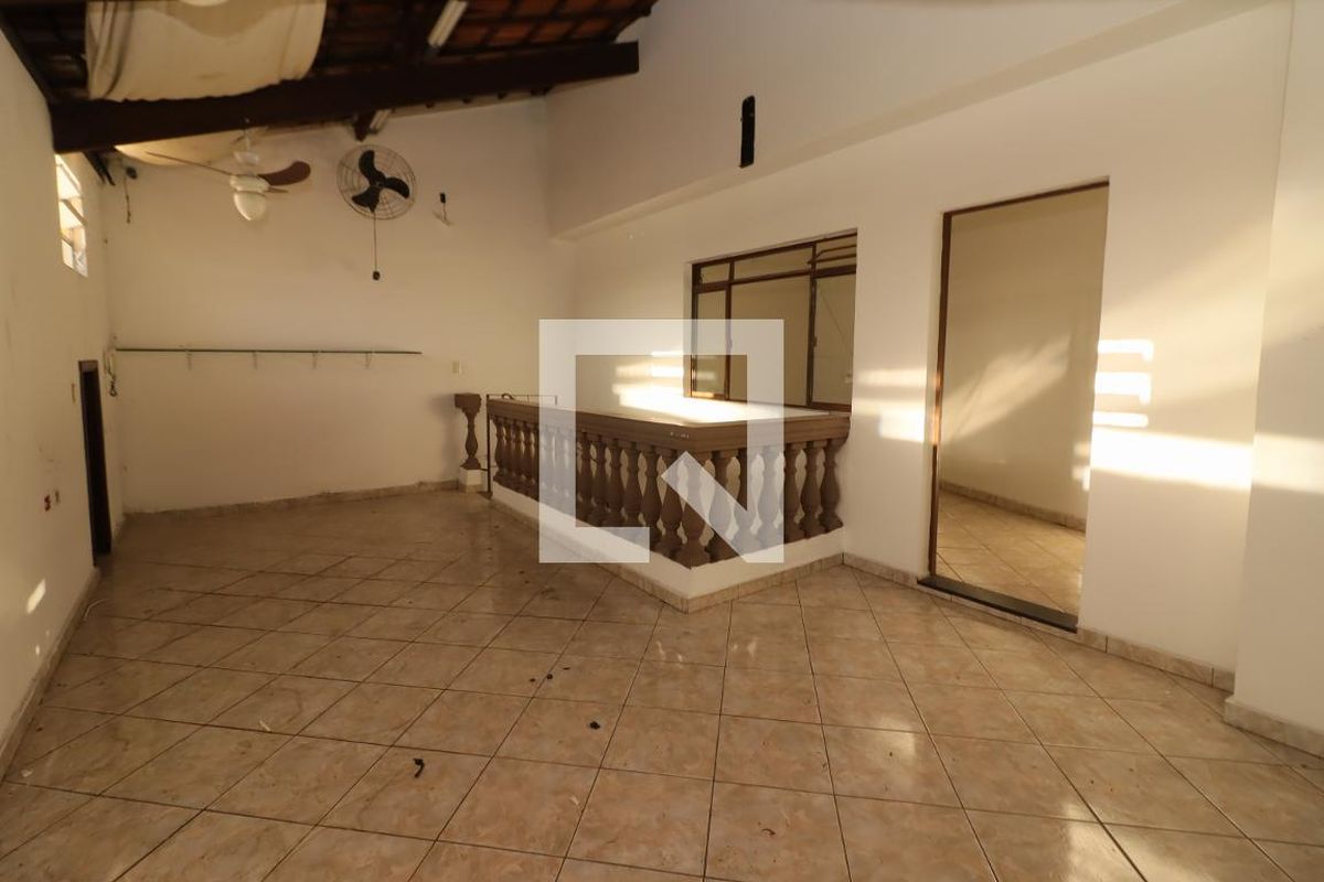 Casa, 3 quartos, 213 m² - Foto 33