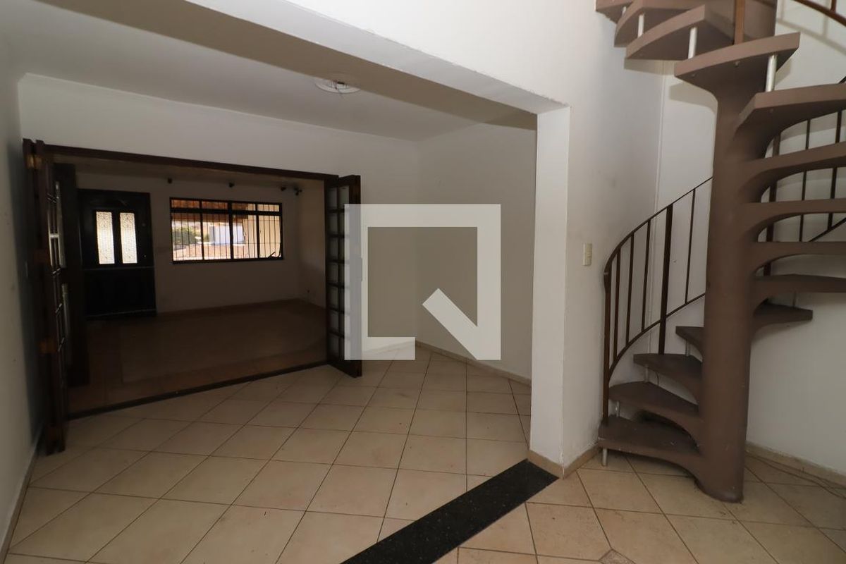 Casa, 3 quartos, 213 m² - Foto 7
