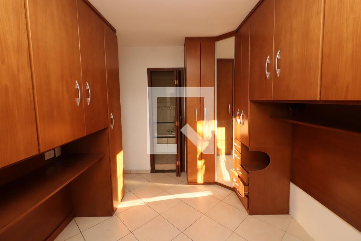Casa, 3 quartos, 213 m² - Foto 11