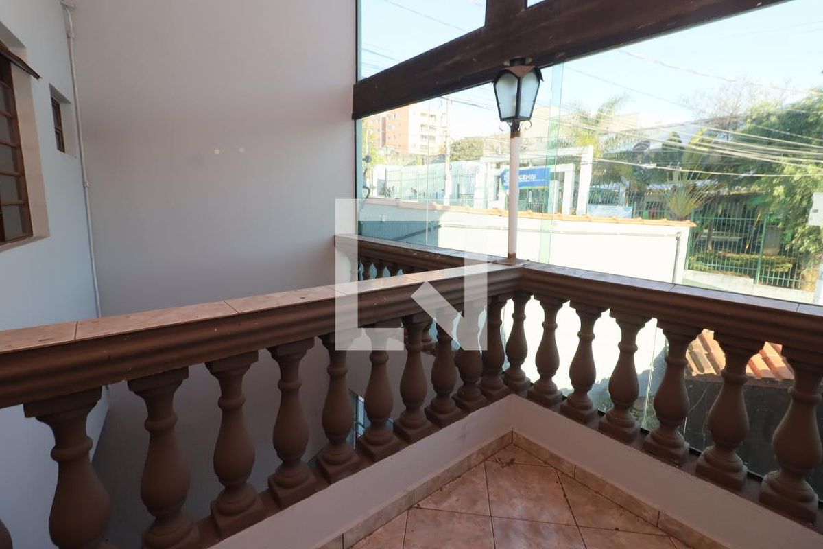 Casa, 3 quartos, 213 m² - Foto 35