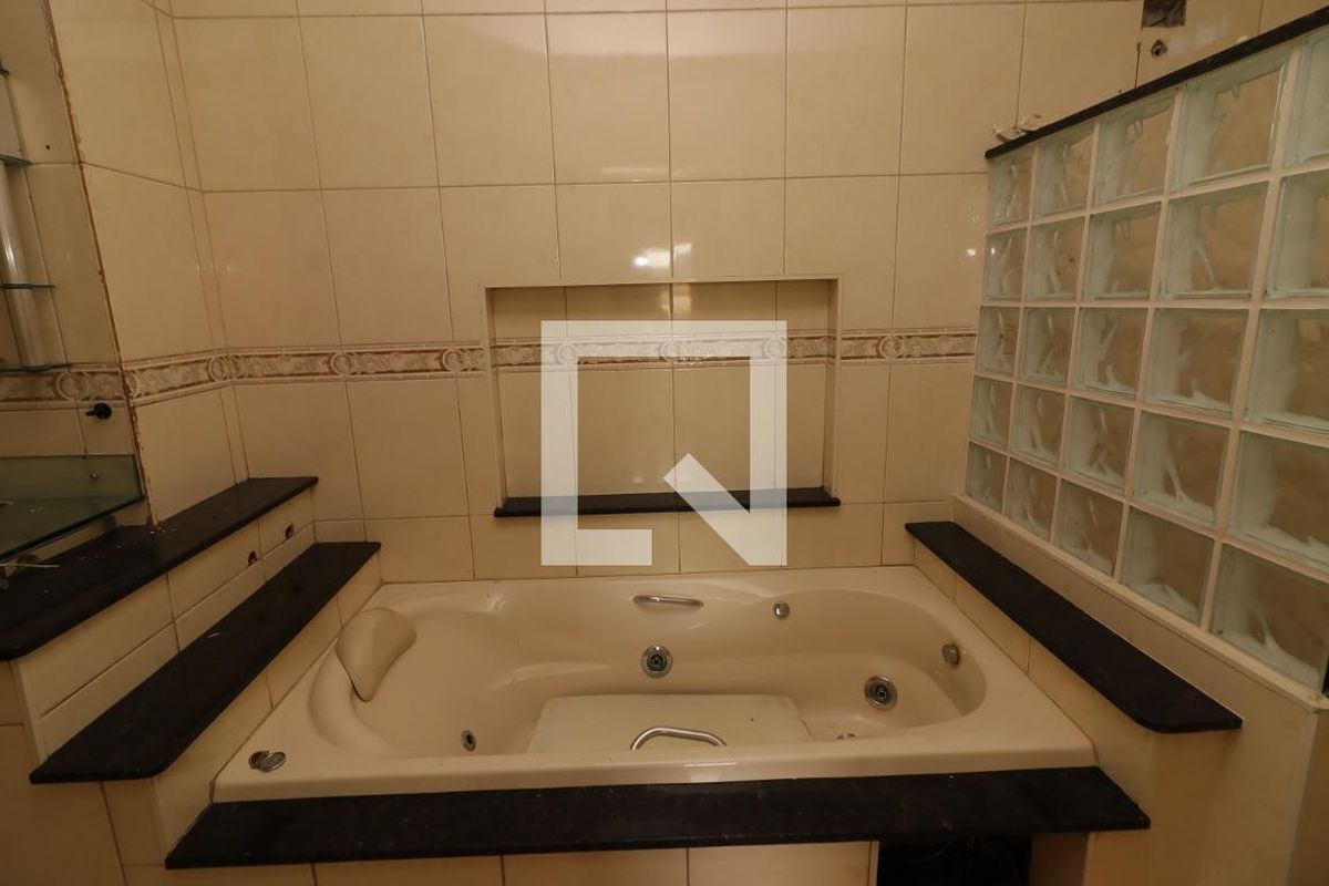 Casa, 3 quartos, 213 m² - Foto 19