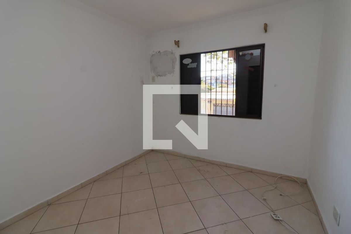 Casa, 3 quartos, 213 m² - Foto 13