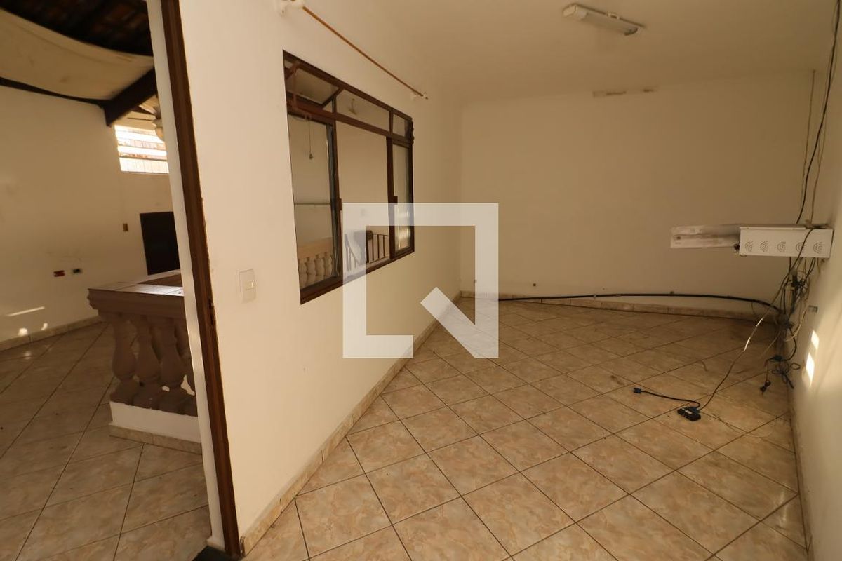 Casa, 3 quartos, 213 m² - Foto 17