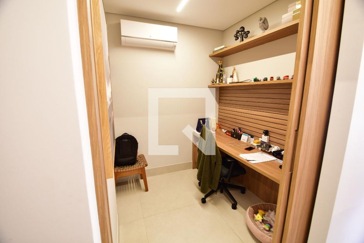 Apartamento à Venda - Cambuí, 3 Quartos,  170 m2 em , Campinas - sp | SoloBR