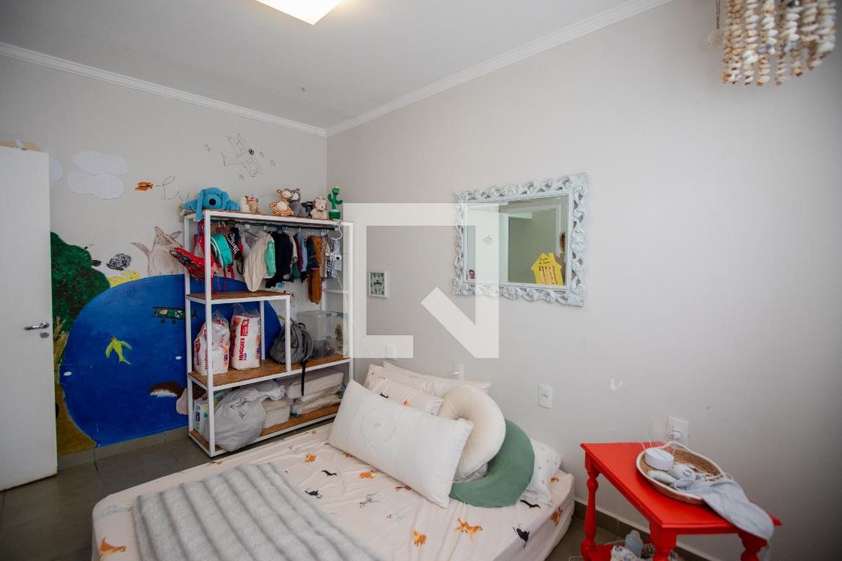 Casa à Venda - Guanabara, 6 Quartos,  230 m2 em , Campinas - sp | SoloBR