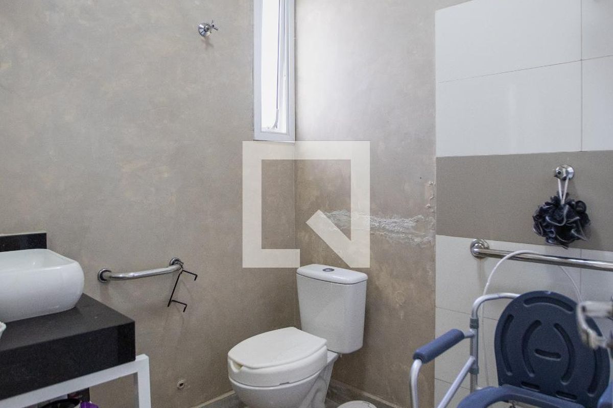 Casa à Venda - Guanabara, 6 Quartos,  230 m2 em , Campinas - sp | SoloBR