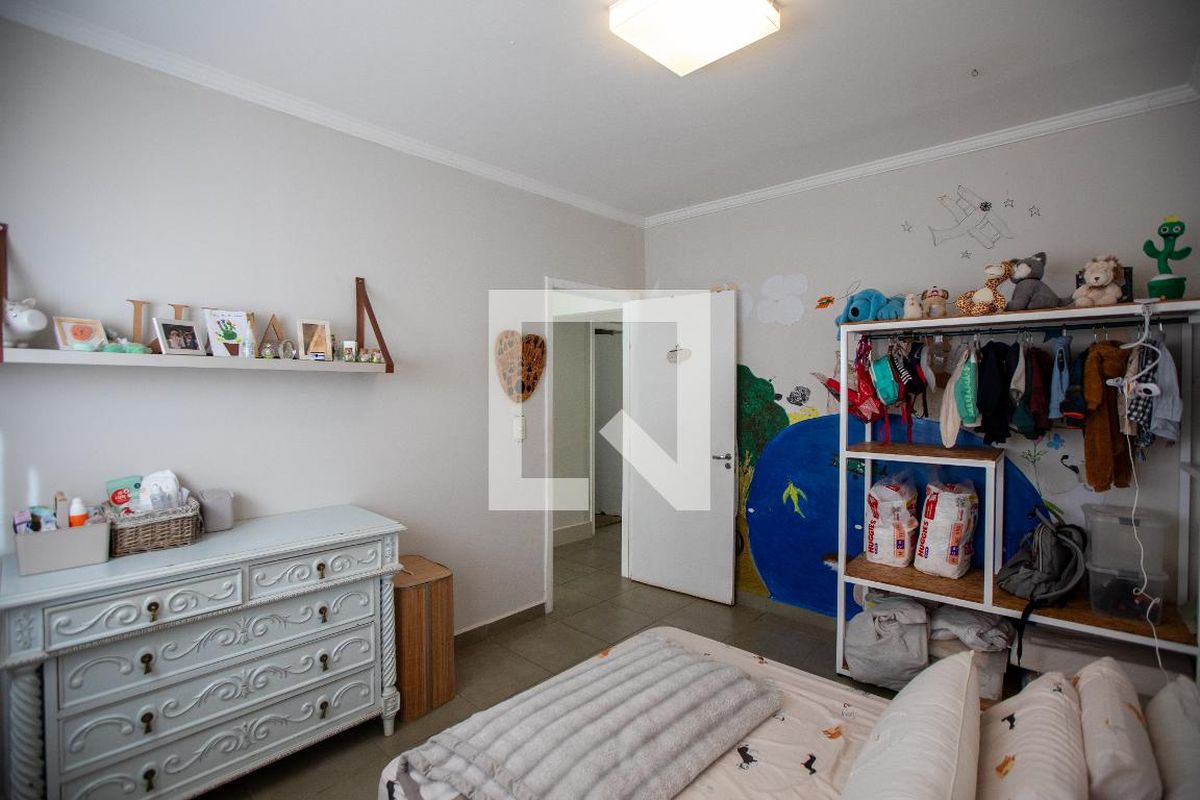 Casa à Venda - Guanabara, 6 Quartos,  230 m2 em , Campinas - sp | SoloBR